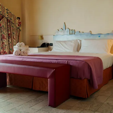 Luisa Francesca Hotel