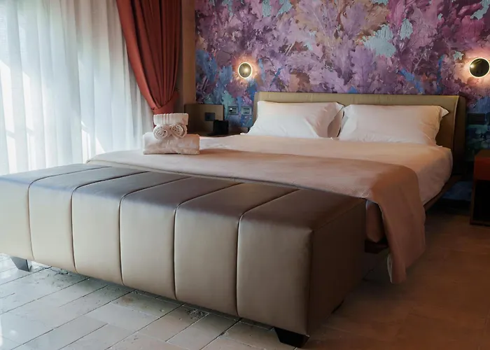 Luisa Francesca Hotel 3*